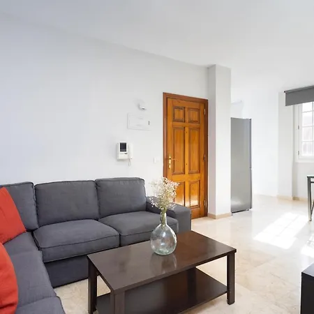 Home2book Cruz Skyline Cozy Apartment